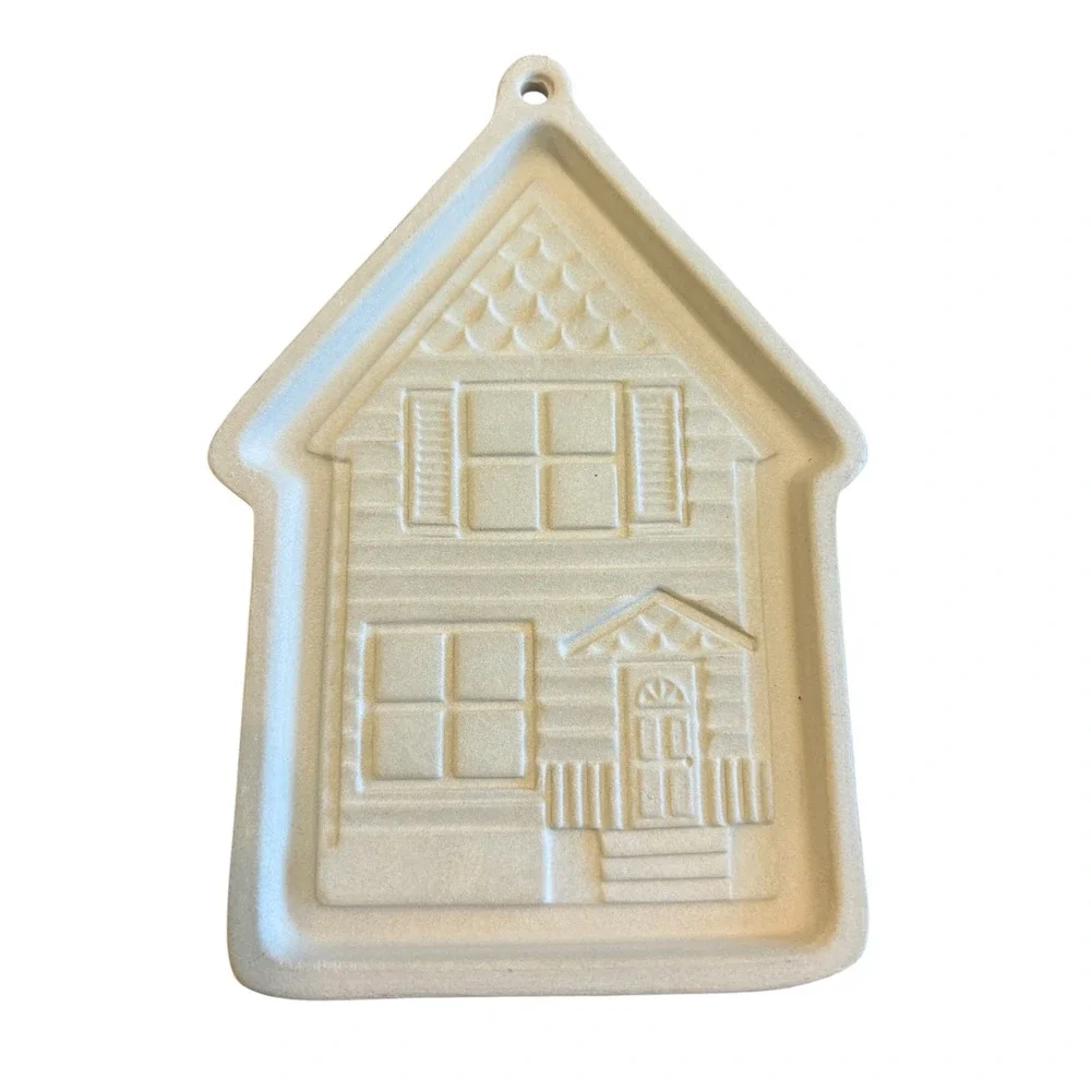 Pampered Chef Heritage Home 20th Anniversary 2000 House Cookie Mold Stoneware